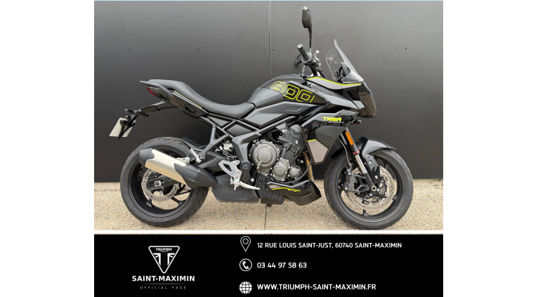 TRIUMPH TIGER 800